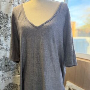 Torrid Woman’s Plus Size Silver Shimmery Top Blouse V Neck 4X